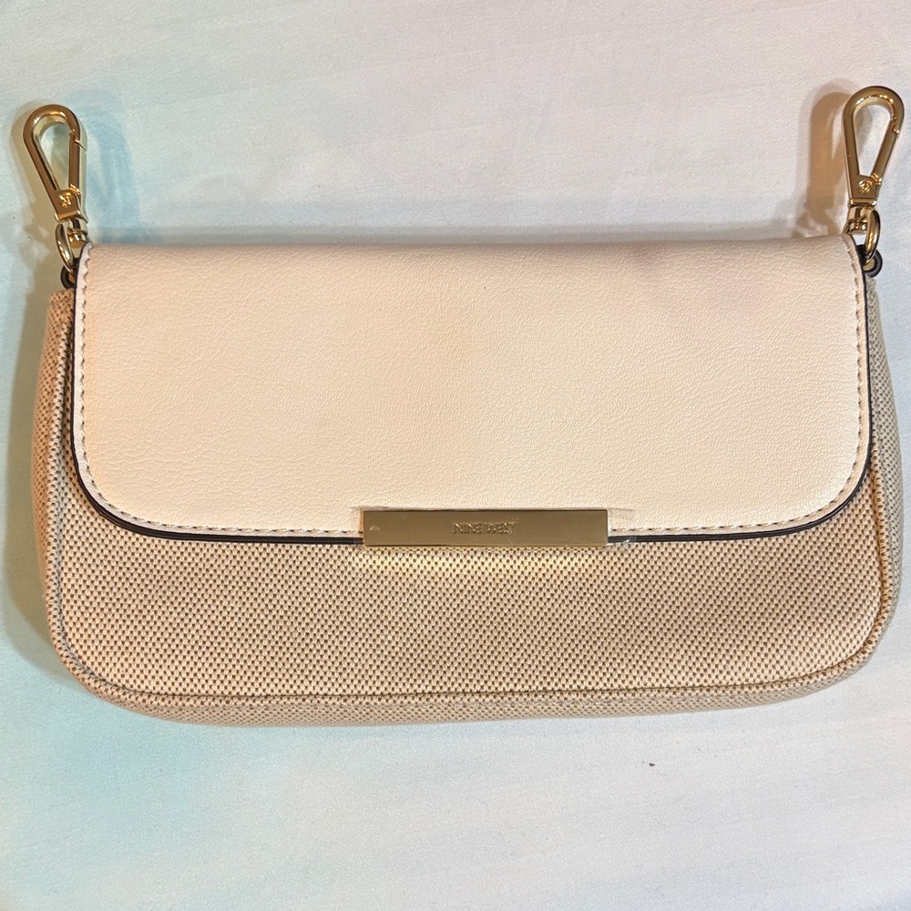 Nine West Cream and Tan Clutch